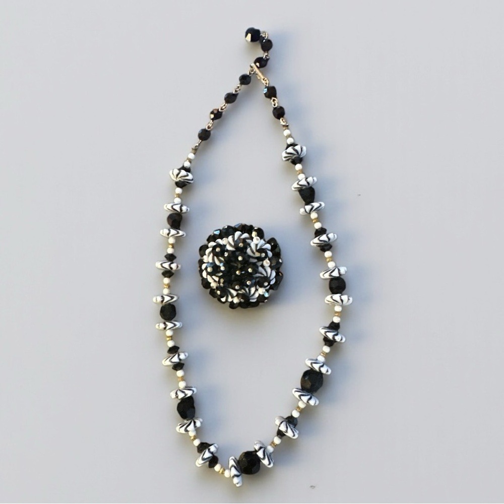 Vintage Black & White Necklace & Brooch Mid-Century Jewelry 1950s Style - Picture 2 of 6